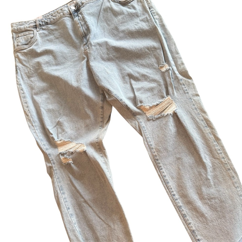 Cotton on Curve Distressed Taylor Mom Jeans Roadknight Blue Size 20 NEW